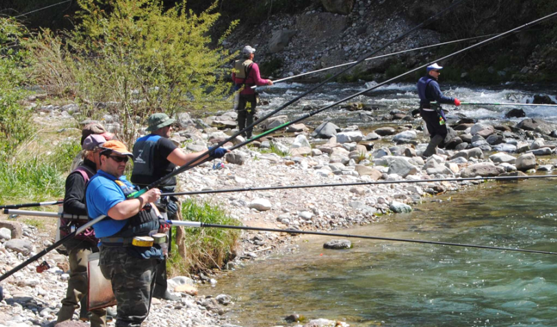 Pesca Trota Lago Montature E Nodi